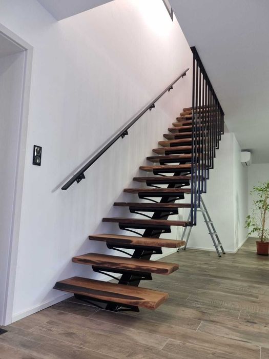 Scări Interioare și Balustrade - Fier Forjat Brașov & Covasna