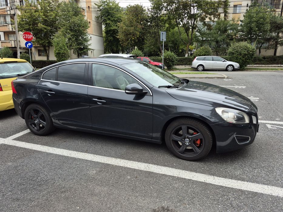 Vând Volvo S60 2011 D3 163 ps
