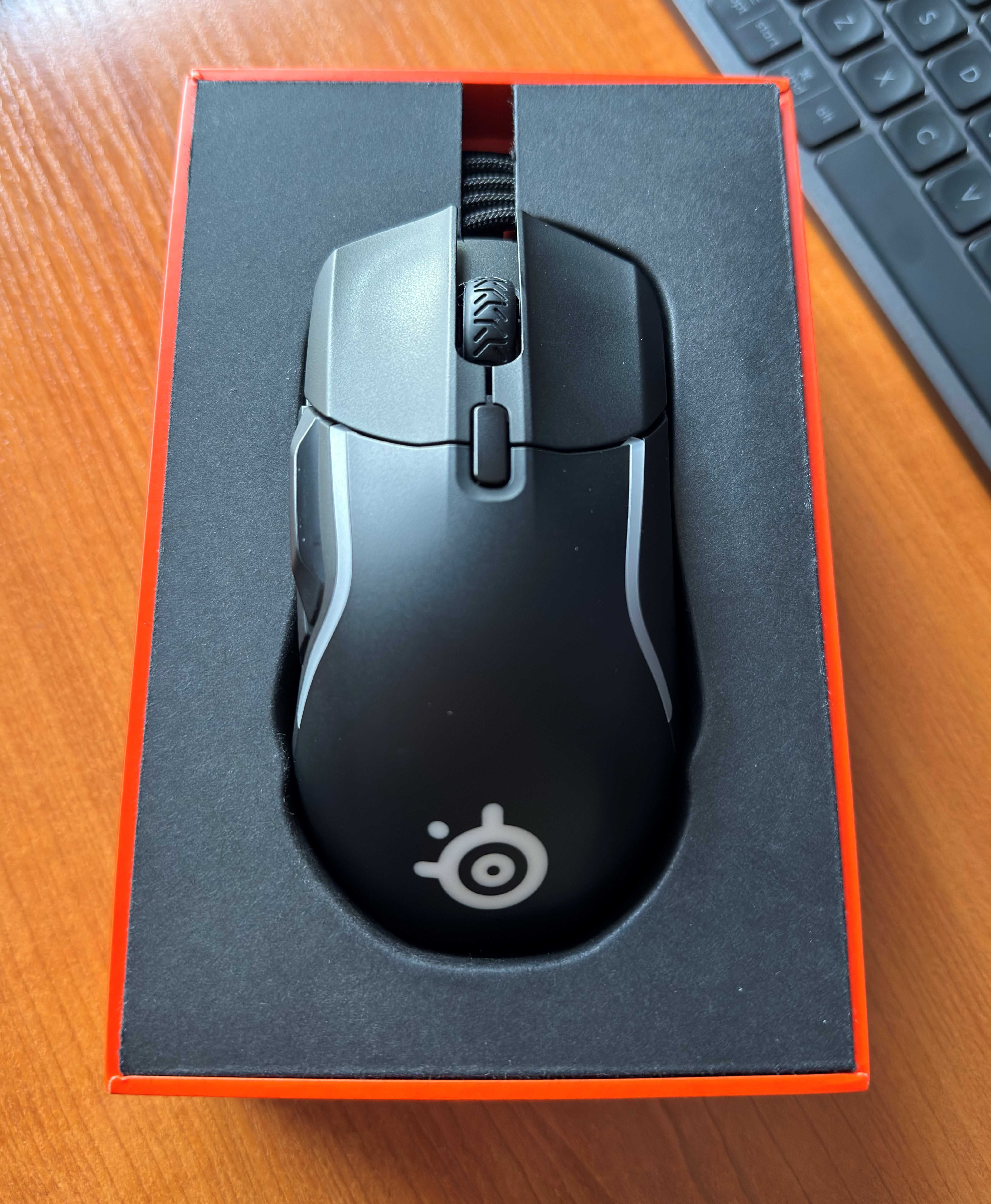 Мишка с кабел SteelSeries Rival 5