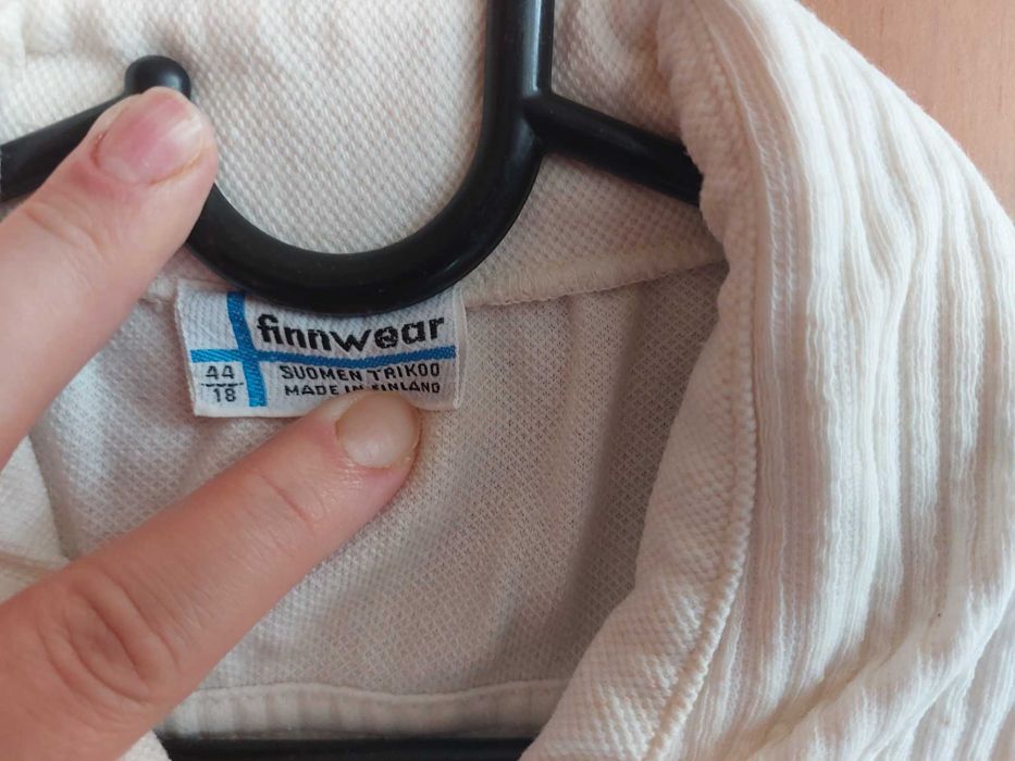 Rochie alba cu maneci scurte