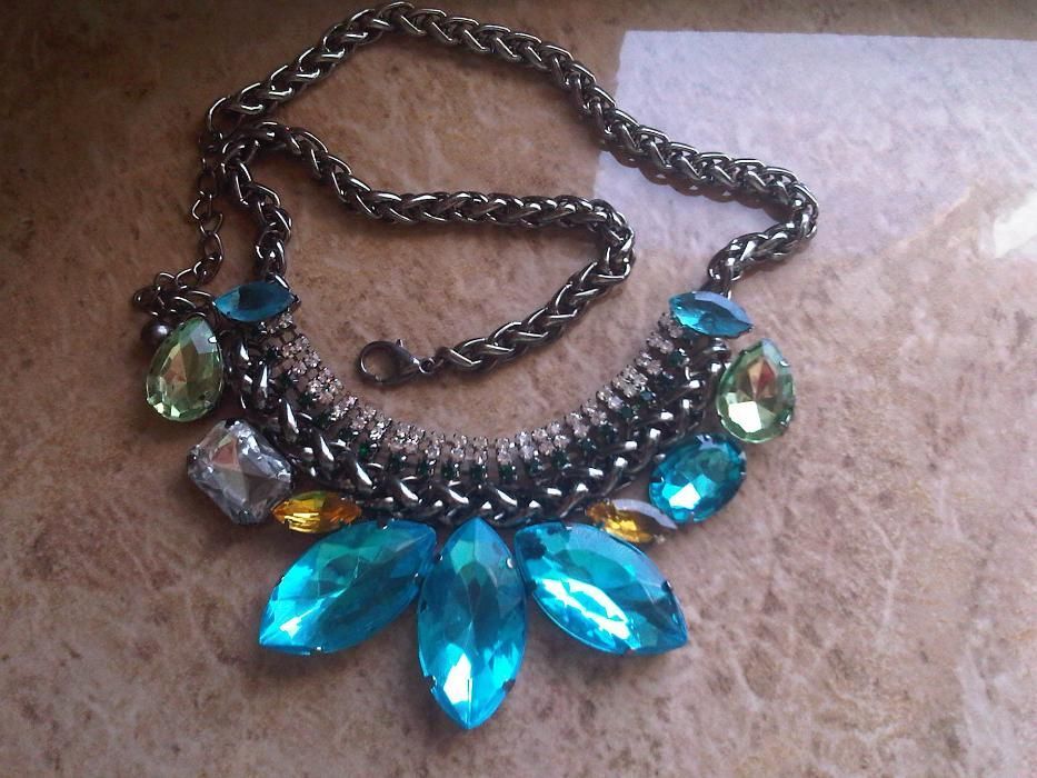 coliere diverse modele