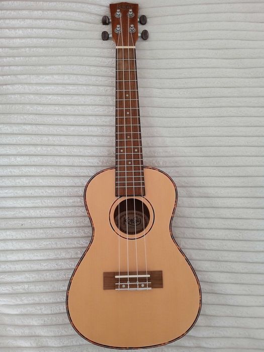 концертно укулеле korala