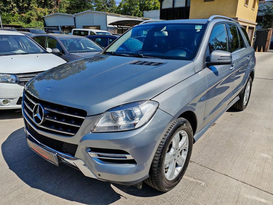 Mercedes-Benz ML Mercedes ML 250 // Vindem in Rate Avans Zero cu Buletinul //