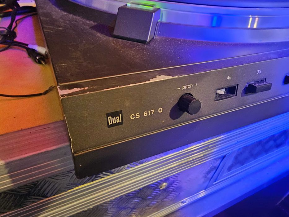 Defect pickup Dual CS 617 Q Direct Drive vinyl turntable