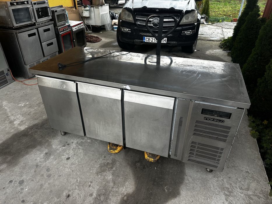 Хладилна маса 180см