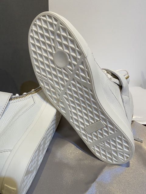 Ghette Giuseppe Zanotti