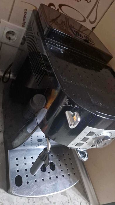 Aparat cafea ptr cafea scurtă,lungă,cappuccino