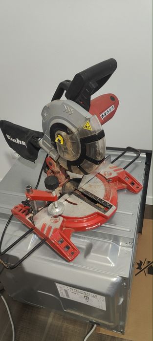 Fierăstrău circular basculant Einhell