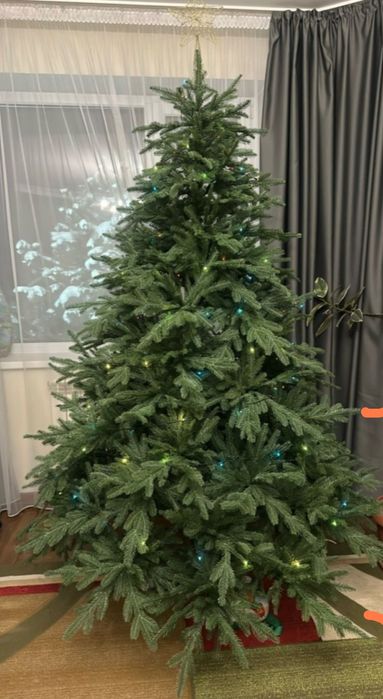 Продам искусственную ёлку.