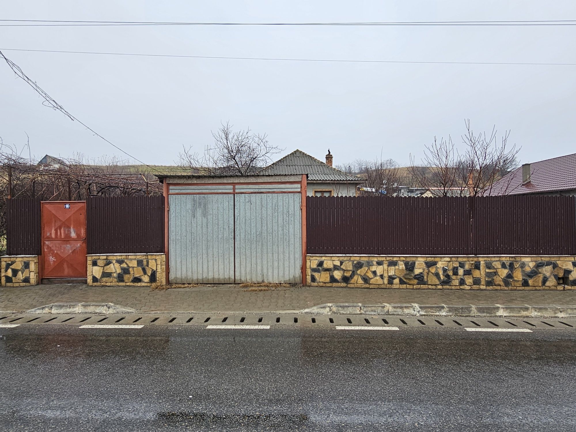 Casă de vânzare în Babadag, Tulcea – 113mp utili, cu teren