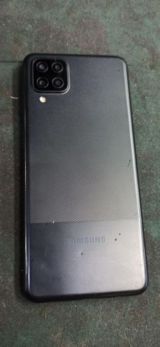 Samsung a12 ecran crăpat