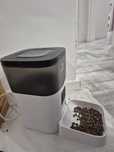 Shaw pet feeder automat