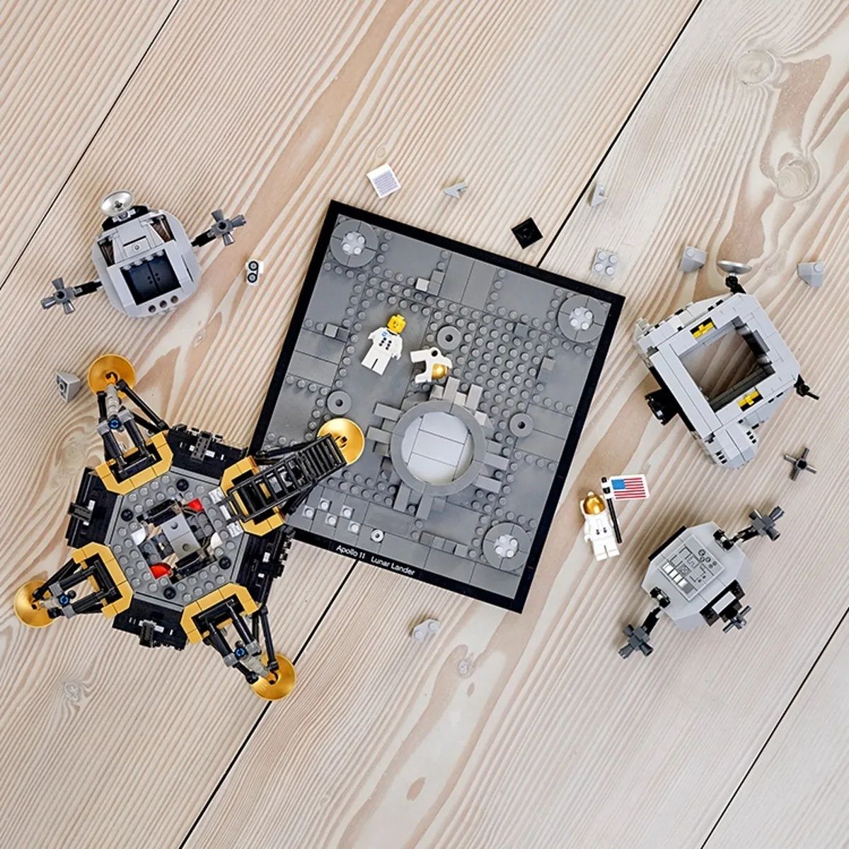 LEGO Creator Expert 10266 Лунен модул NASA Apollo 11 + Лед кит