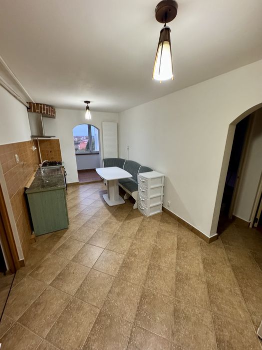 De inchiriat Apartament 2 Camere-Centrala-Aer Conditionat-Utilat