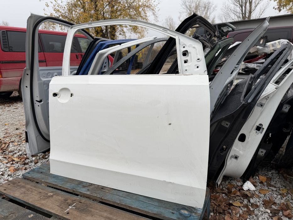 Врата Skoda Octavia