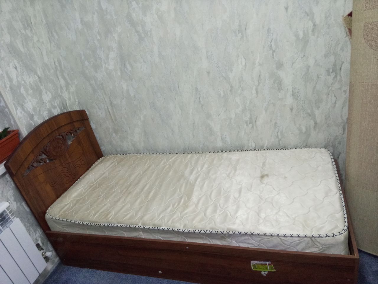 продается кровать