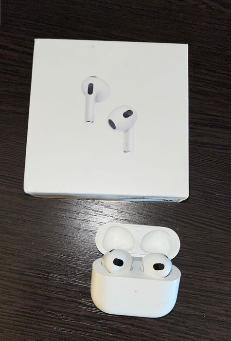 В продаже Airpods 3