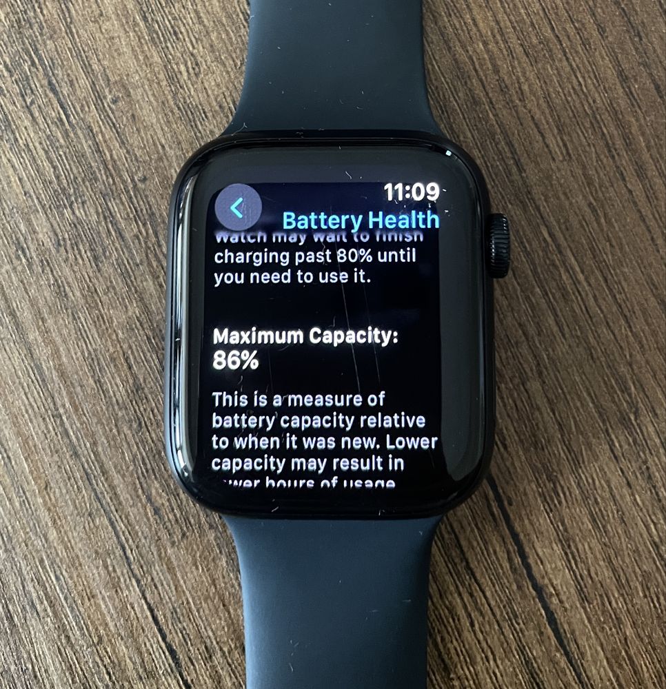 Apple watch SE 44mm 2nd Gen 2022
