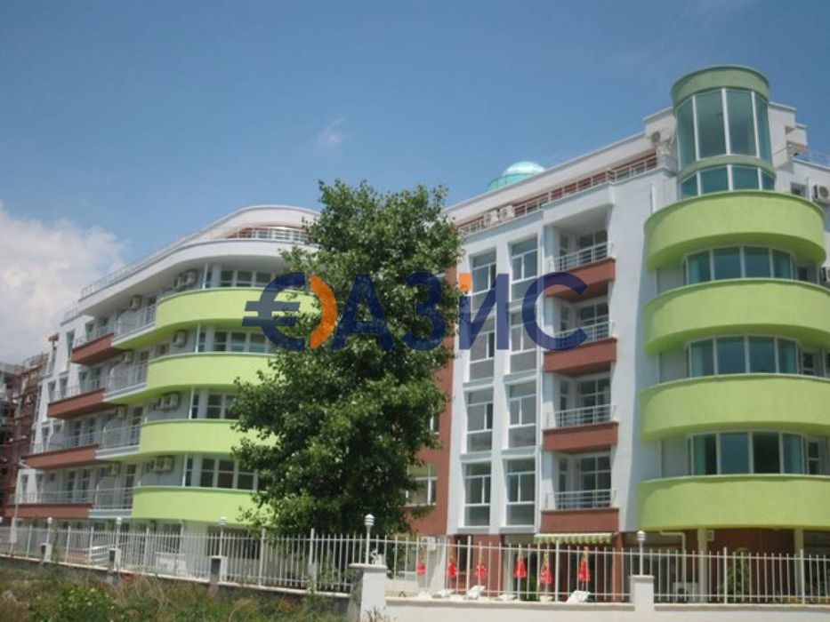 Продава се Двустаен апартамент в к.к. Слънчев бряг - 62 кв.м за 1259 €/кв.м - Снимка #12