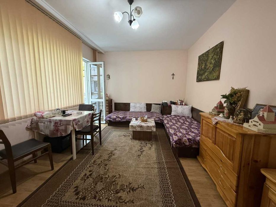Продава се Едностаен апартамент в Пловдив, Център - 36 кв.м за 2084 €/кв.м - Снимка #4