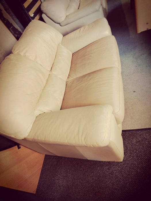 Colțare și canapele