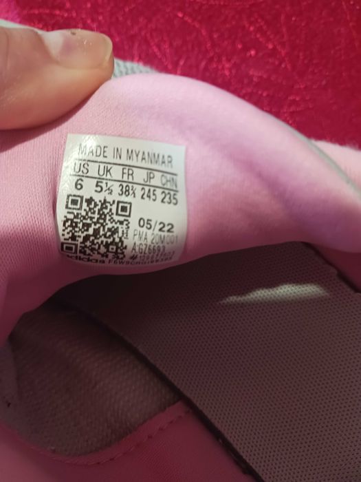 Маратонки Adidas 382/3