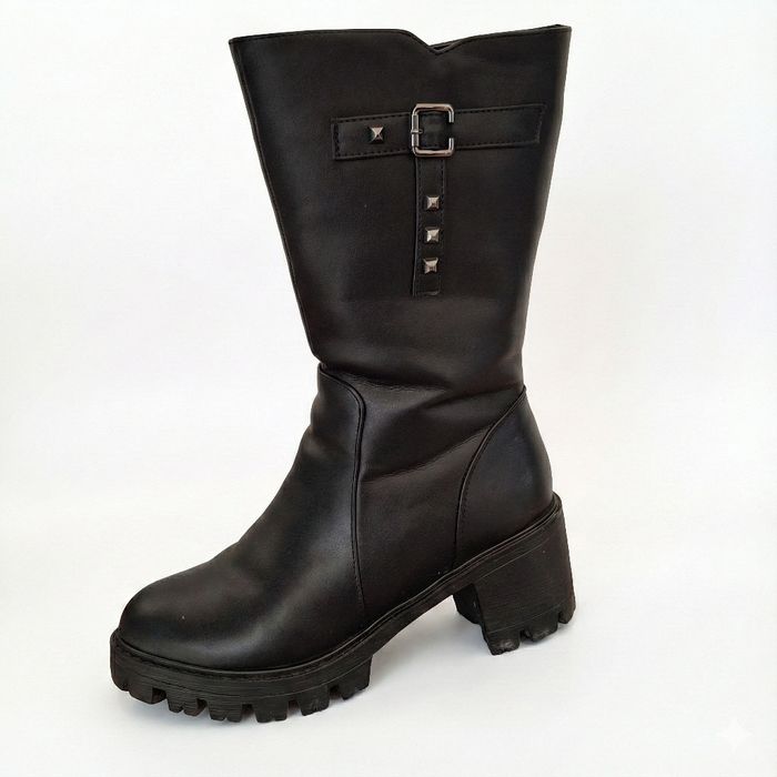 Женская зимняя обувь