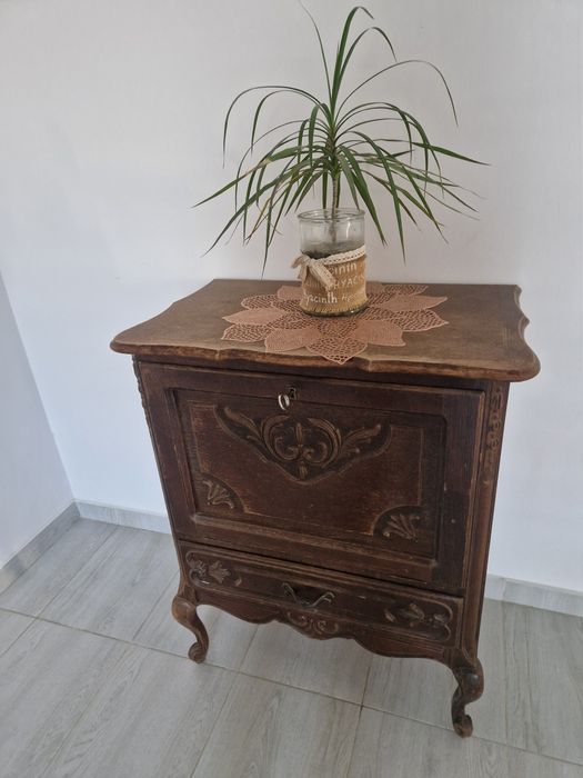 Bar din lemn masiv vinteage