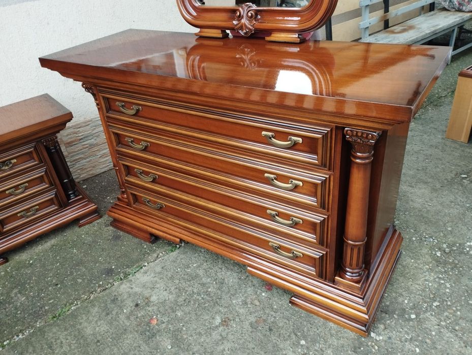 Dormitor lemn de NUC