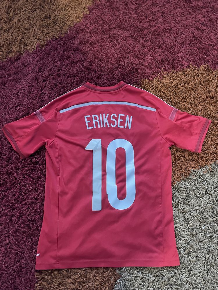 Футболна тениска (S/М) на Дания Eriksen