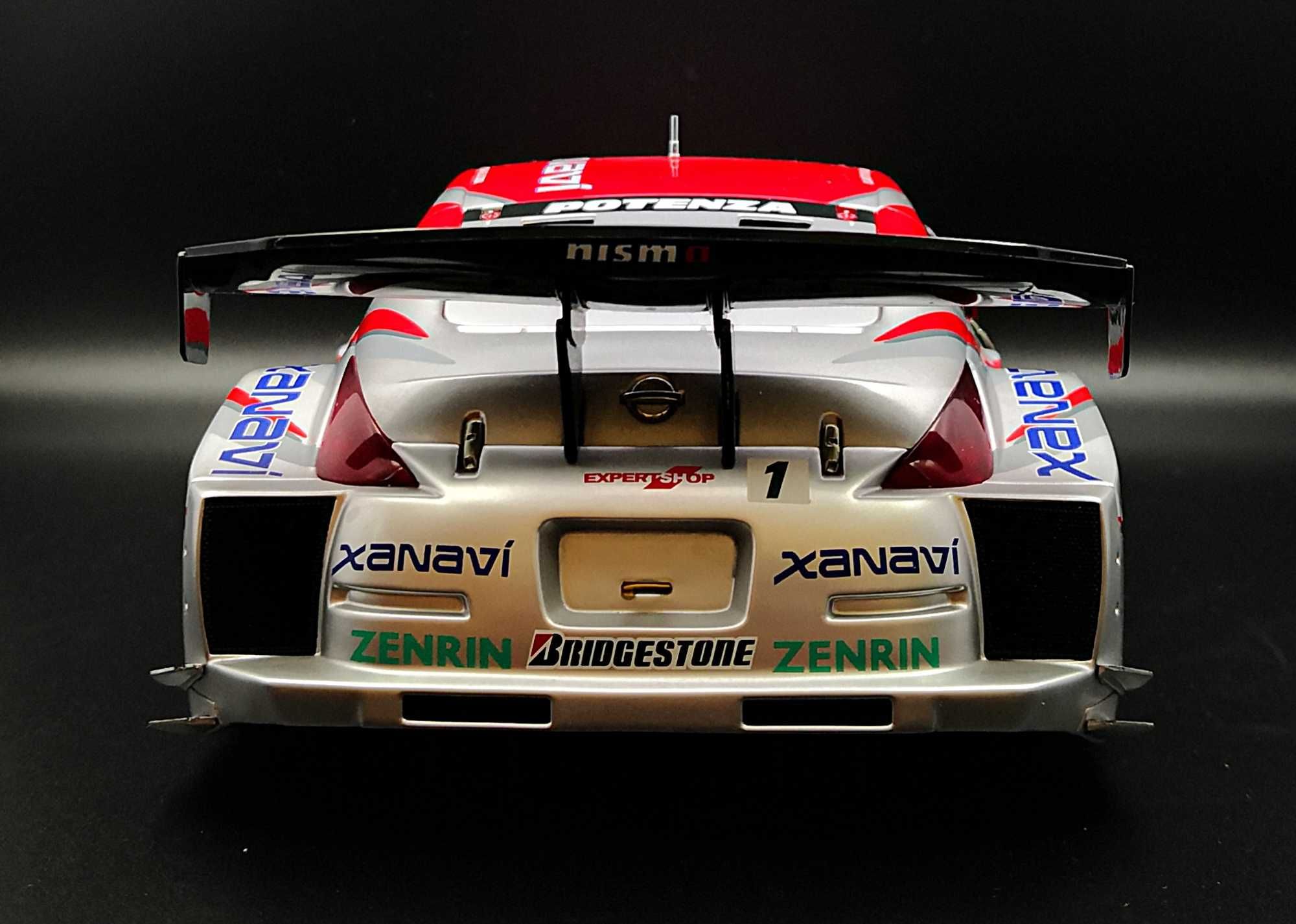 Macheta 1:18 Nissan Fairlady Z  (350z) JGTC 2004 Nismo #1 Autoart