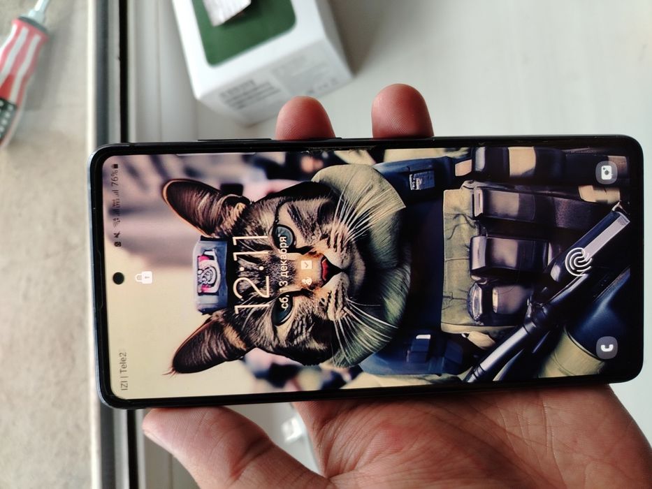 Продам телефон Самсунг С20 Фе