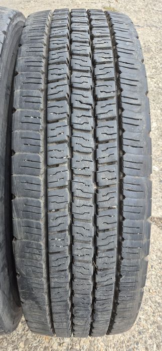 8 anvelope iarna Bridgestone 295/80/22,5.Pretul este pe bucata