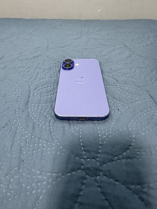 iPhone 16 256GB ОТКЛЮЧЕН