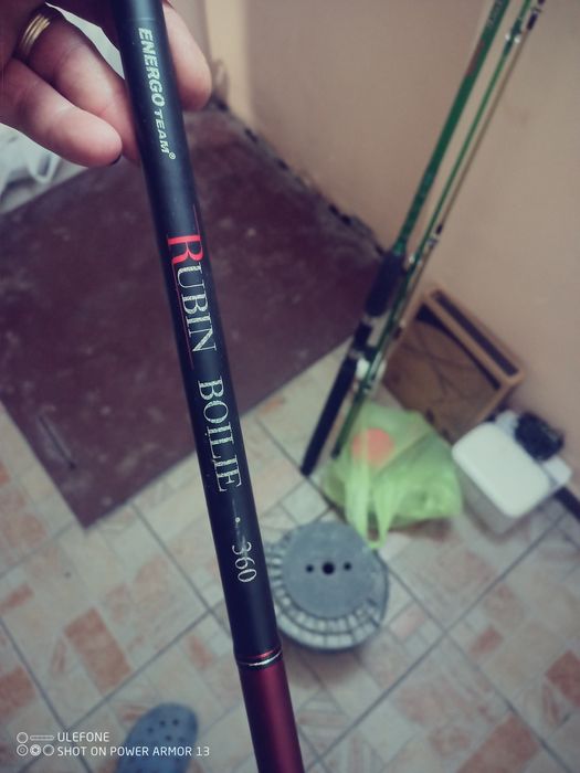 Карбонови въдици 3.60 перфектни на няколко риболова