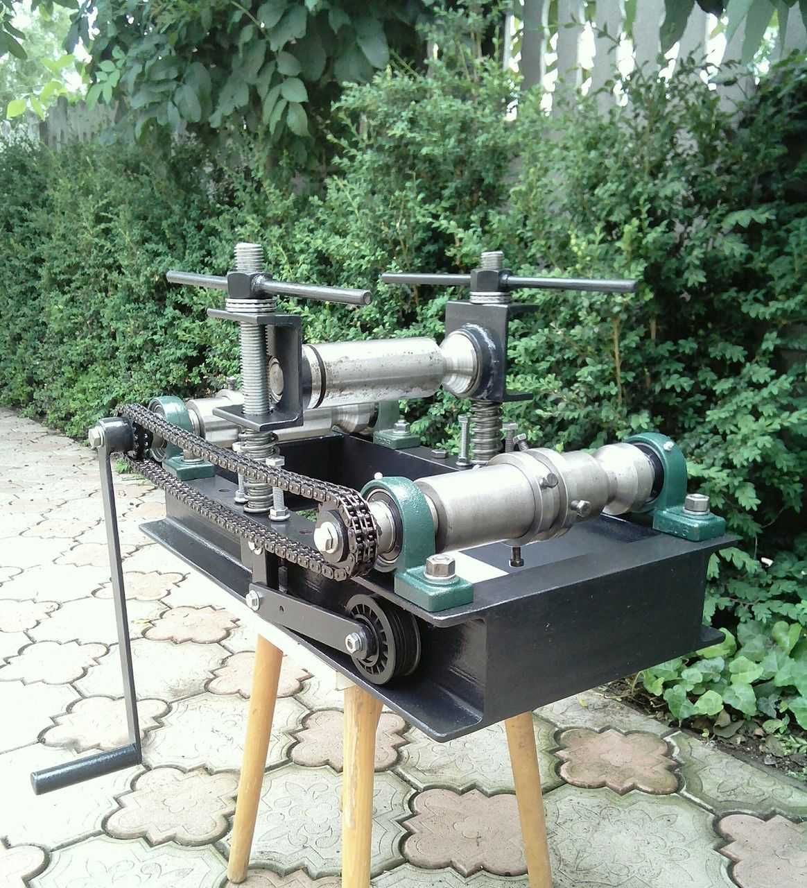 Mașină de îndoit țevi, manuale sau electrice (Îndoitor de țevi)
