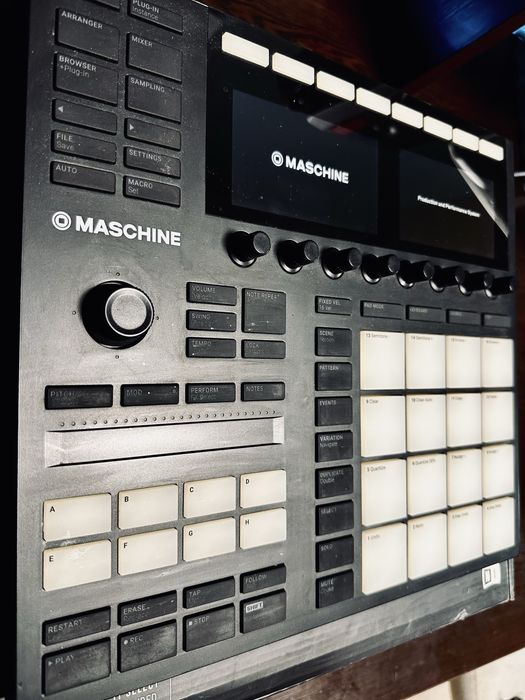 Maschine mk3 - MIDI Controller