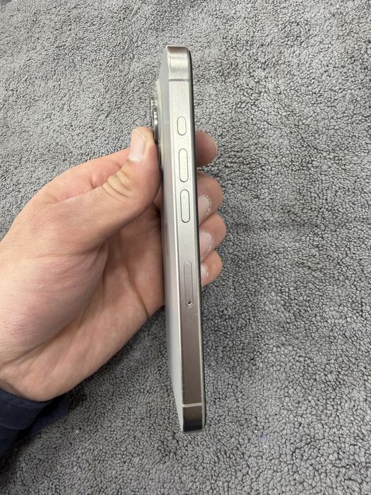 iphone 15 pro aybi yoq ochilmagan