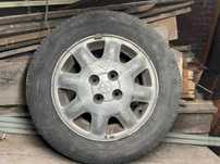 Гуми 185/65 R14 и алуминиеви джанти 4 бр.