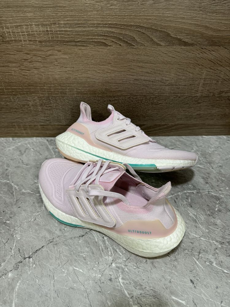 adidas женские кроссовки оригинал !