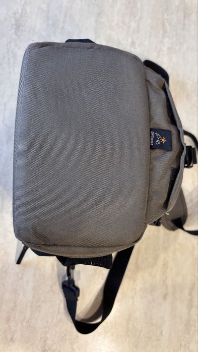 Фотографска чанта Lowepro NOVA 140 W II