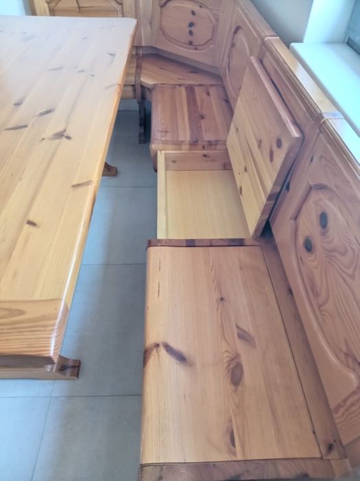 Set mobilier rustic din lemn masiv