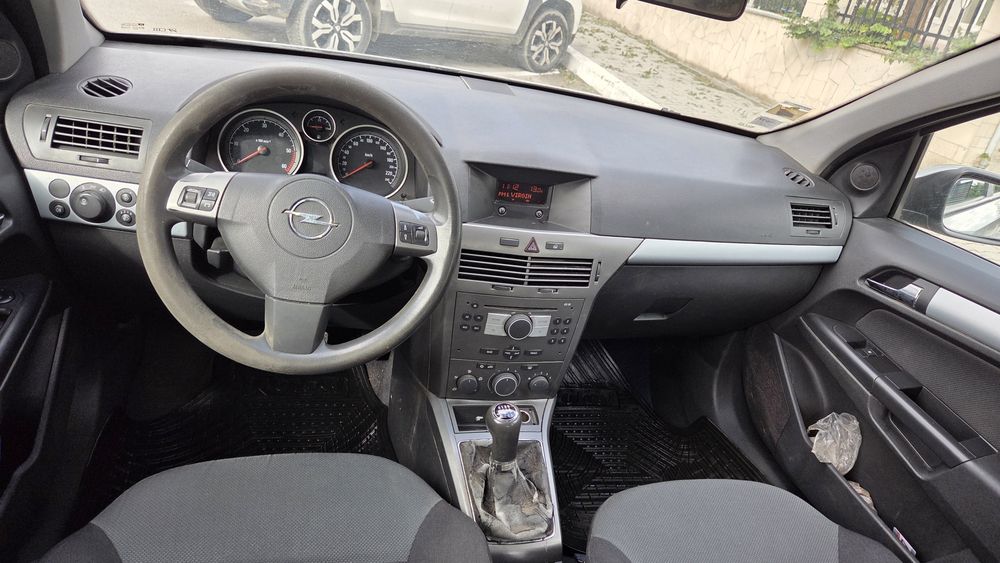 Opel Astra H 1.3D 6 trepte