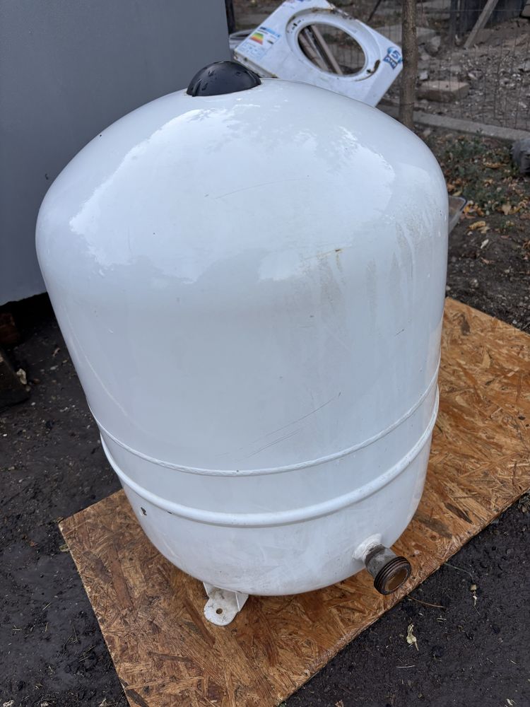 De vanzare centrala gobe 36kw pe lemne 41 kw pe carbune.