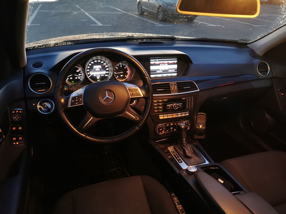 Mercedes c220 2013