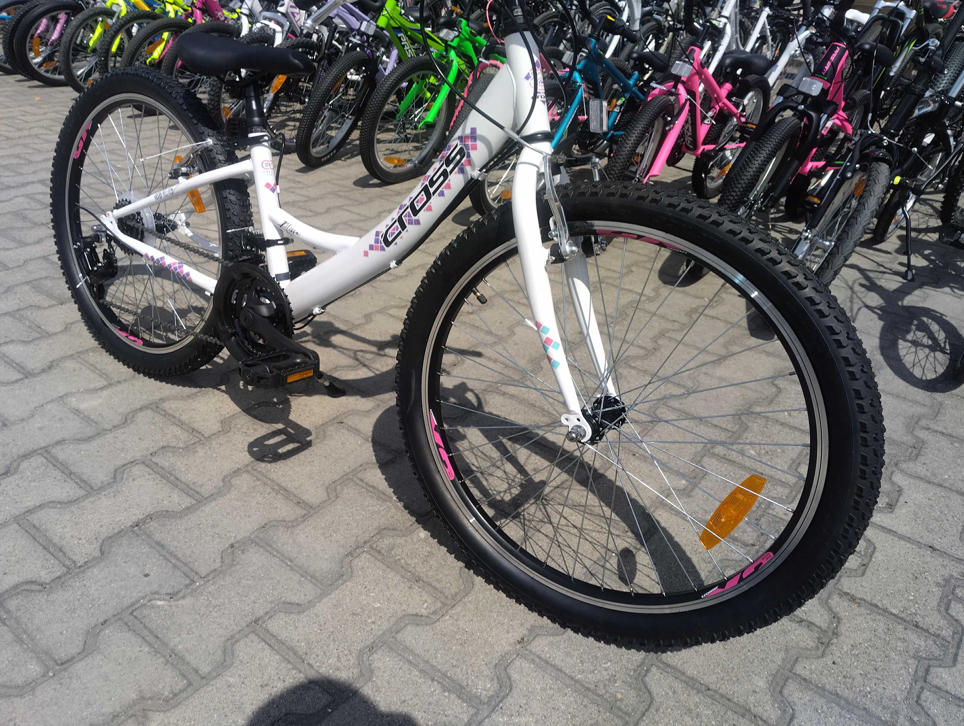 CROSS Велосипед 24" ALISSA бял