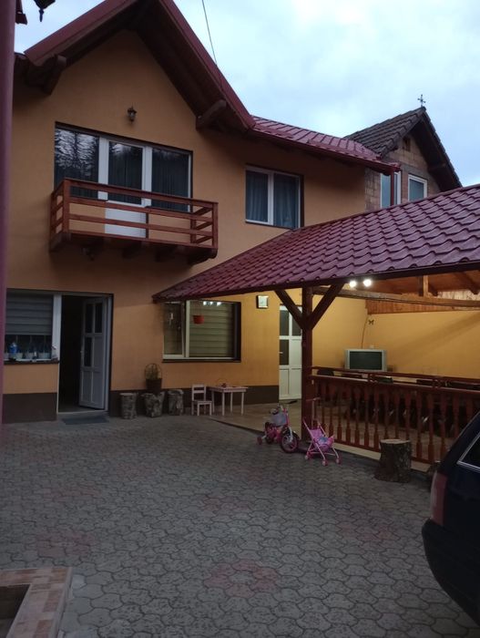 Cazare Poiana Mărului