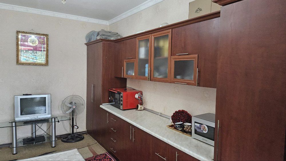 Срочно квартира сотилади.  Учтепа тум. 12 мавзе 45 квартира