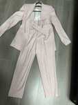 Costum Zara ,purtat o singura data . Marimea S