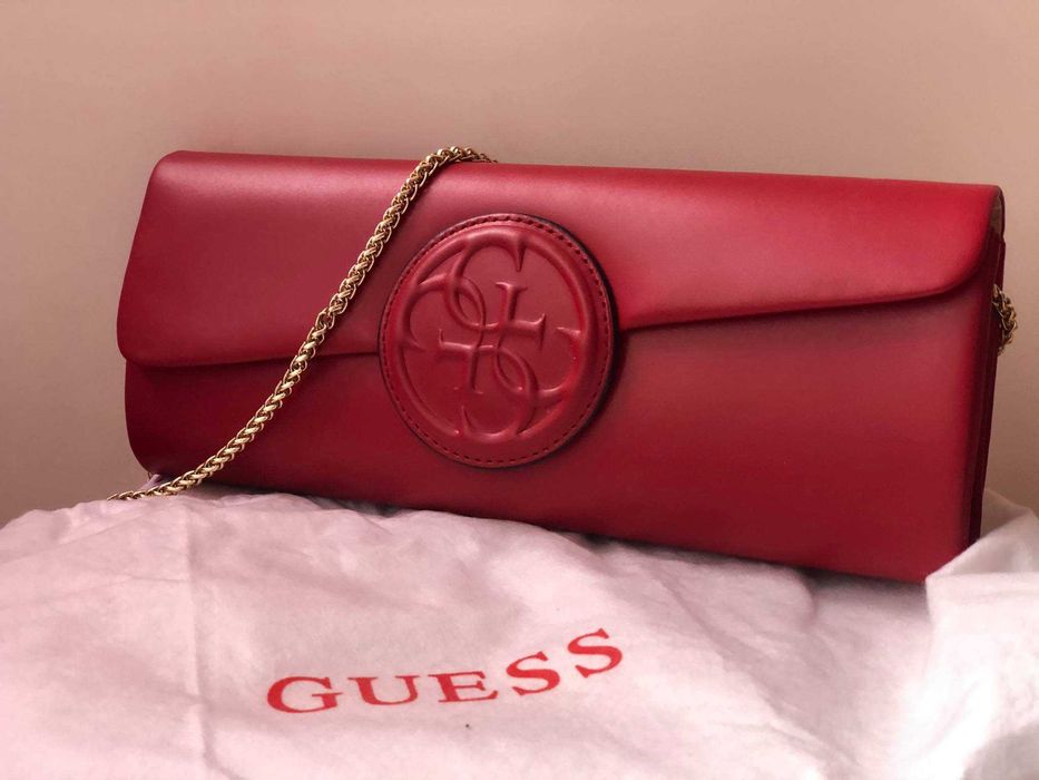 Оригинална чанта Guess